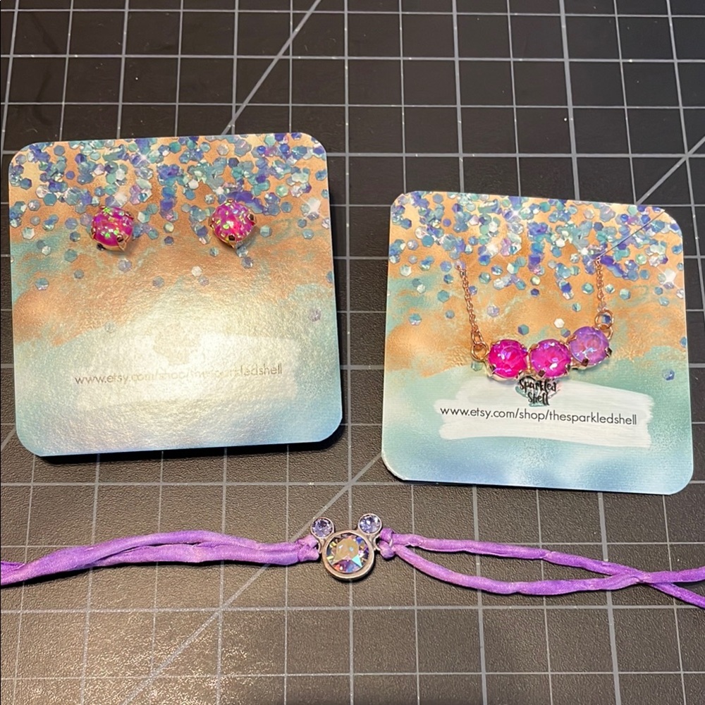 The Sparkled Shell Jewelry Lot Disney Mickey Mouse Bracelet Opal Earrings